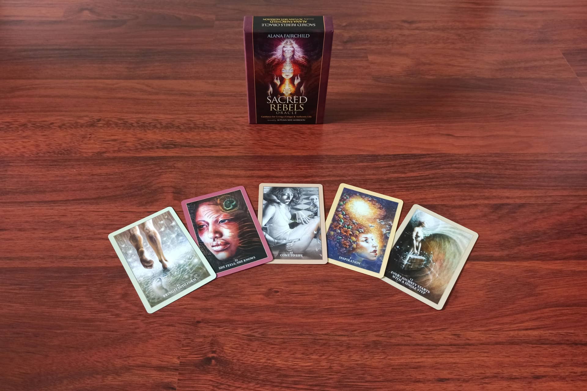 Oracle Cards: Sacred Rebels - Example cards on the floor